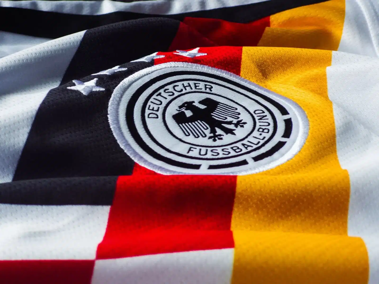 Premium allemand d'occasion : comment choisir entre Audi, BMW, Mercedes et Porsche ?