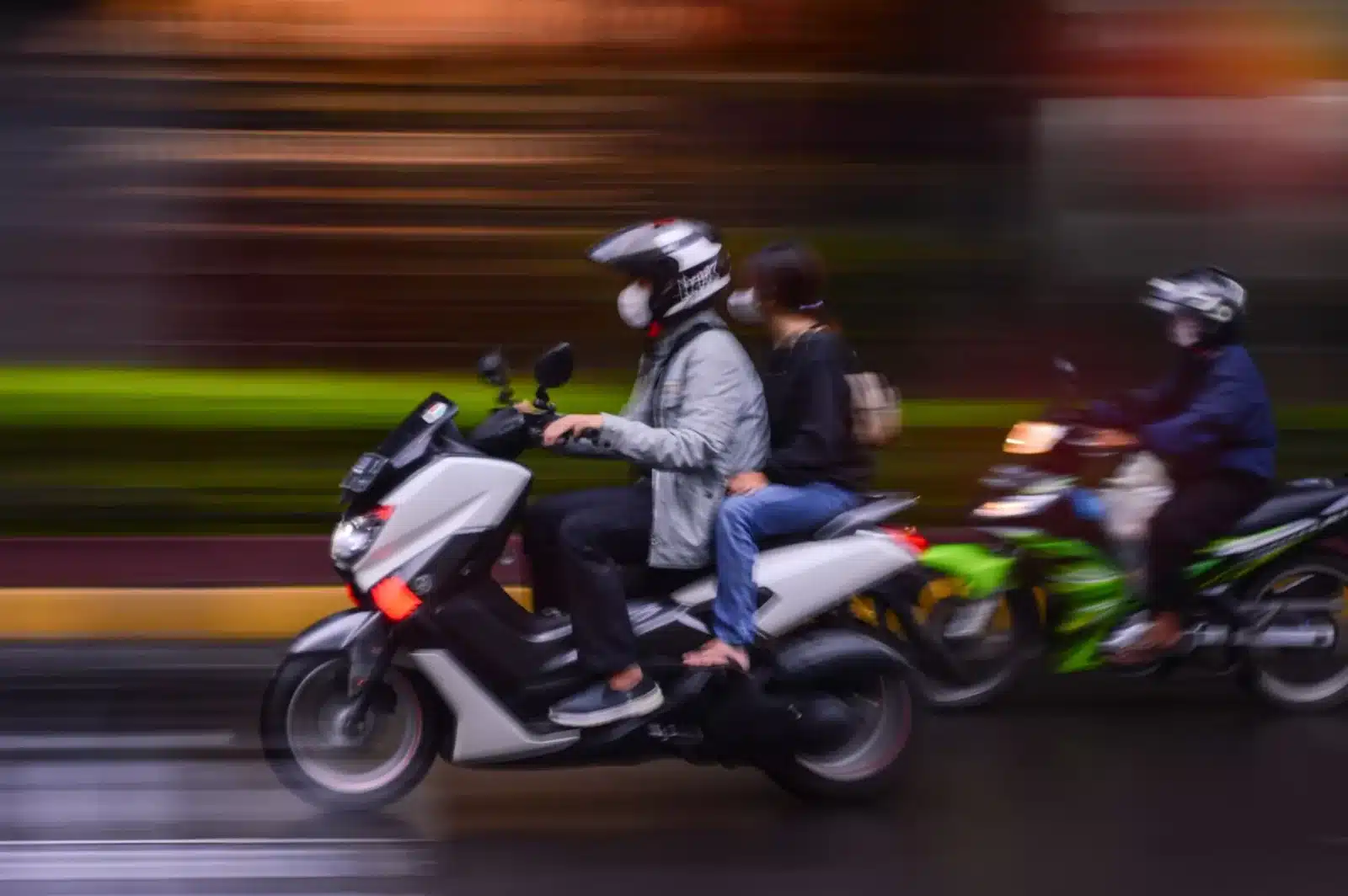 Moto & Scooter : le guide complet pour choisir, assurer et entretenir son deux-roues