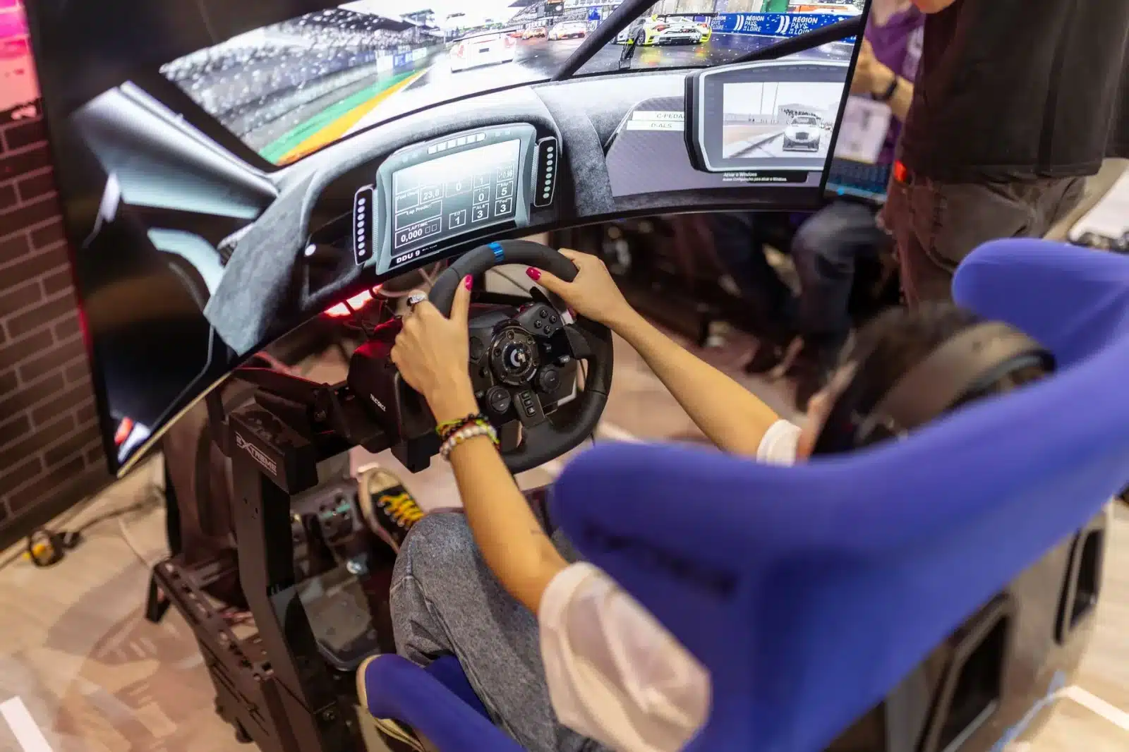 Simracing : comment choisir son équipement pour une expérience réaliste ?
