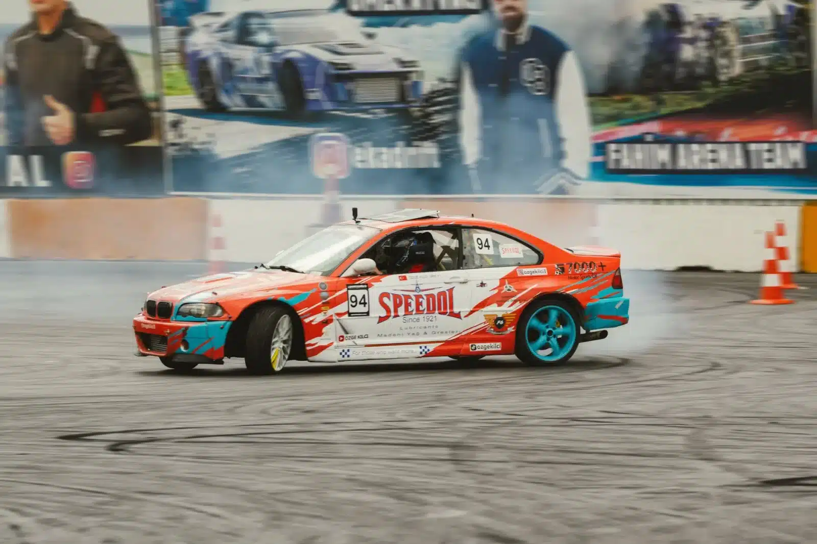 Sport auto & passion : circuits, F1, tuning et youngtimers