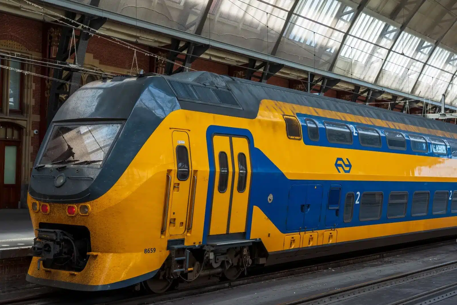 Abonnements train et transports en commun : lequel choisir pour son trajet quotidien ?