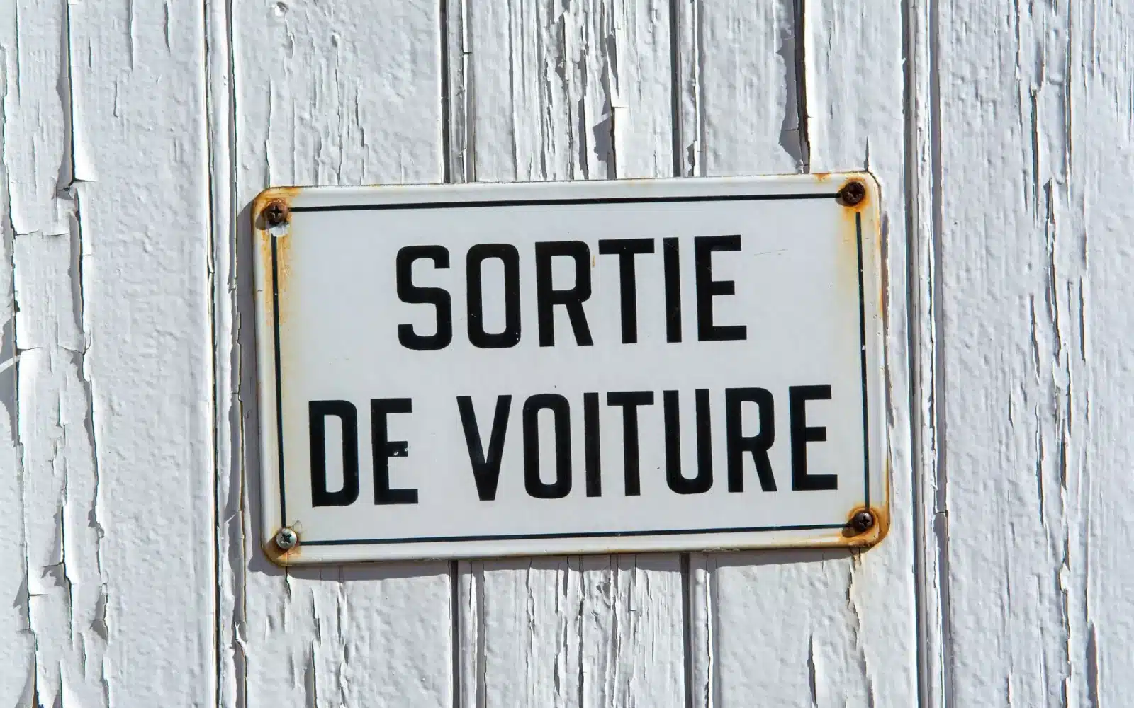 Vendre une voiture sans contrôle technique : est-ce légal en 2026 ?