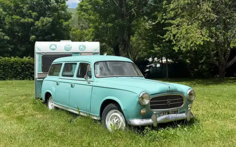 Aires de camping-car gratuites en France : où les trouver et comment les utiliser ?