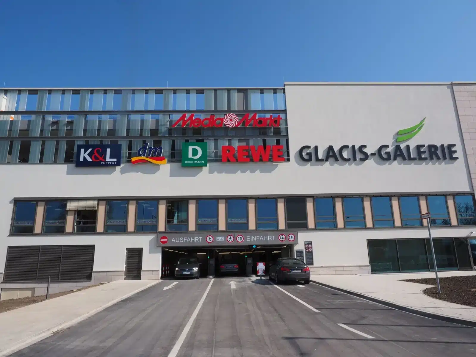 Galerie et porte-échelle pour fourgon : choisir et installer sans se tromper