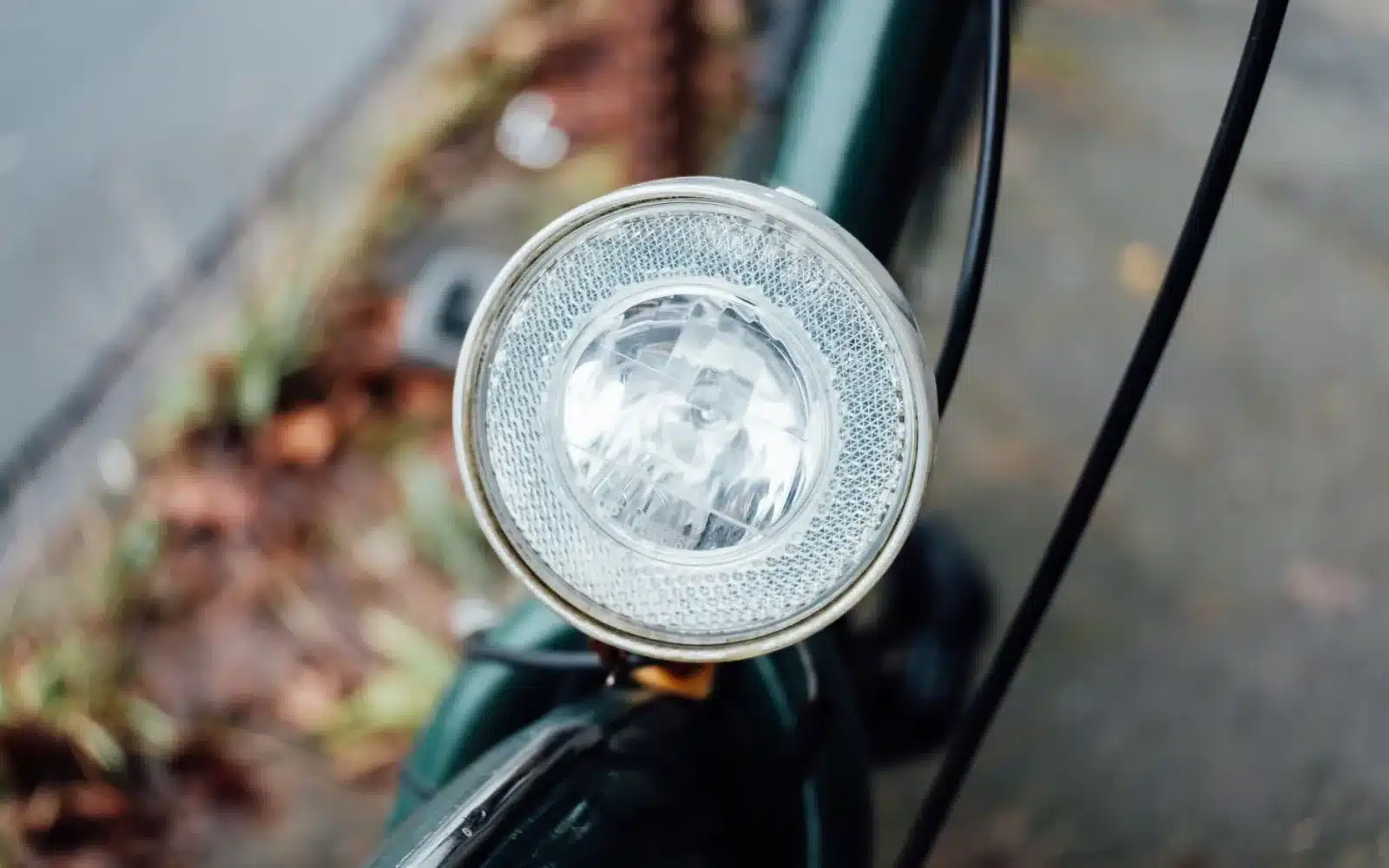 Meilleur éclairage vélo 2026 : comparatif et guide d’achat pour rouler en sécurité