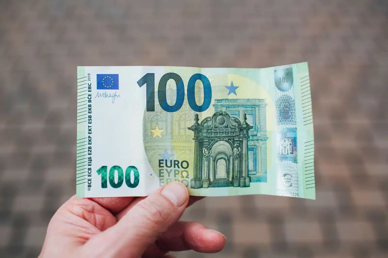Prime covoiturage 100 euros : comment en profiter en 2026 ?